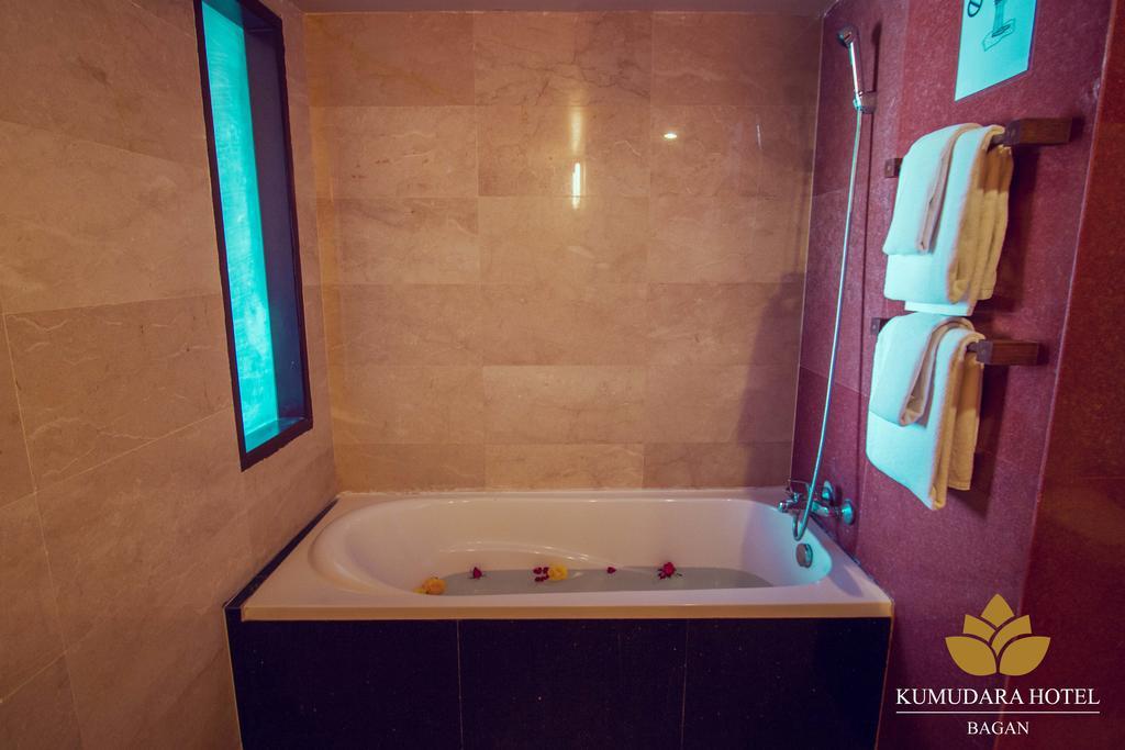Kumudara Hotel Баган Стая снимка
