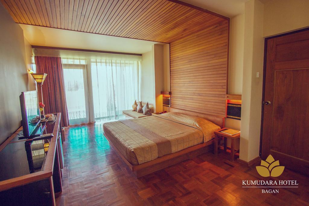 Kumudara Hotel Баган Стая снимка