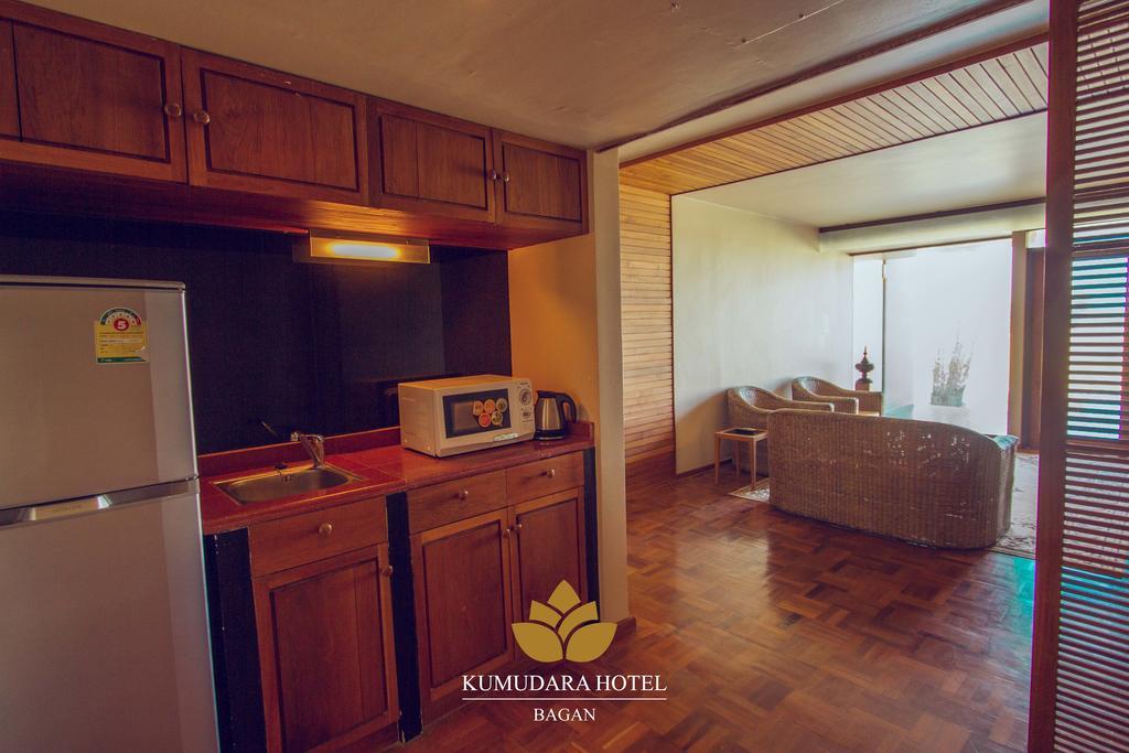Kumudara Hotel Баган Стая снимка