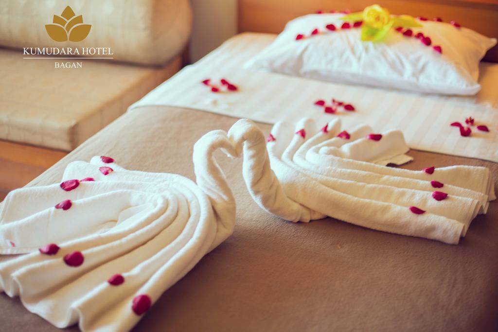 Kumudara Hotel Баган Екстериор снимка